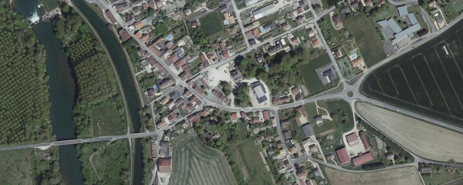 Vue aérienne de Couvrot (Marne)