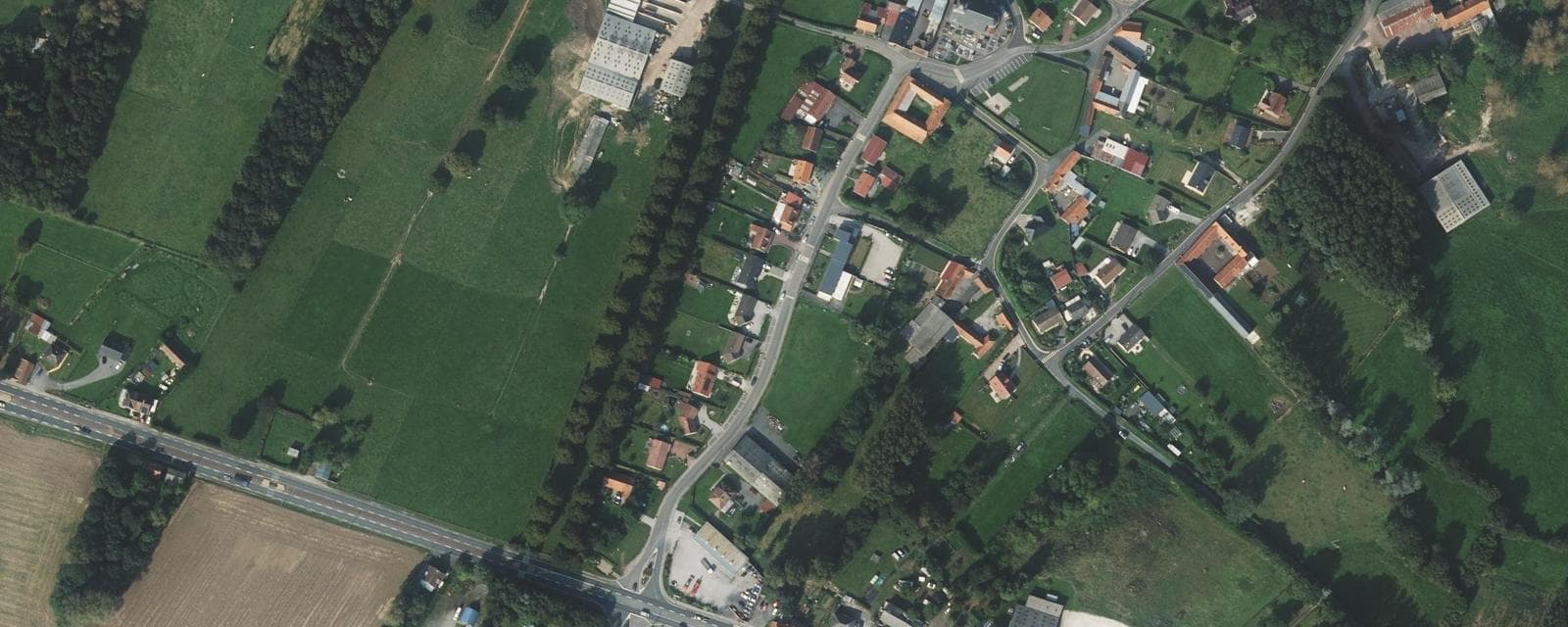 Vue aérienne de Croix-en-Ternois (Pas-de-Calais)