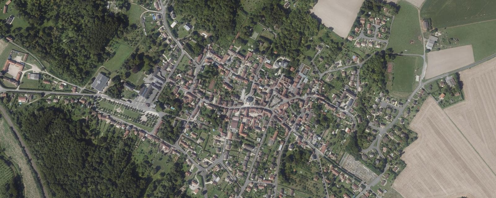 Vue aérienne de Crouy-sur-Ourcq (Seine-et-Marne)