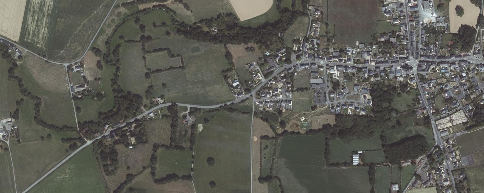 Vue aérienne de Cuillé (Mayenne)