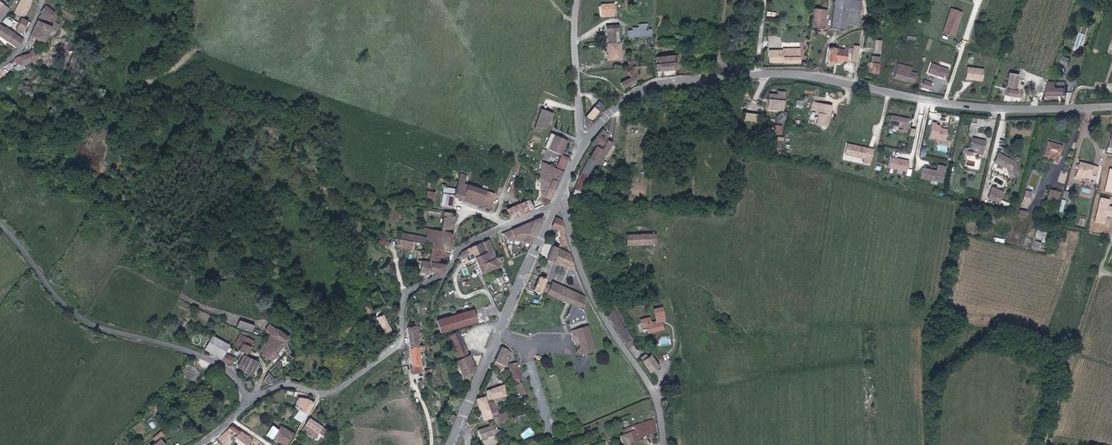 Vue aérienne de Daignac (Gironde)