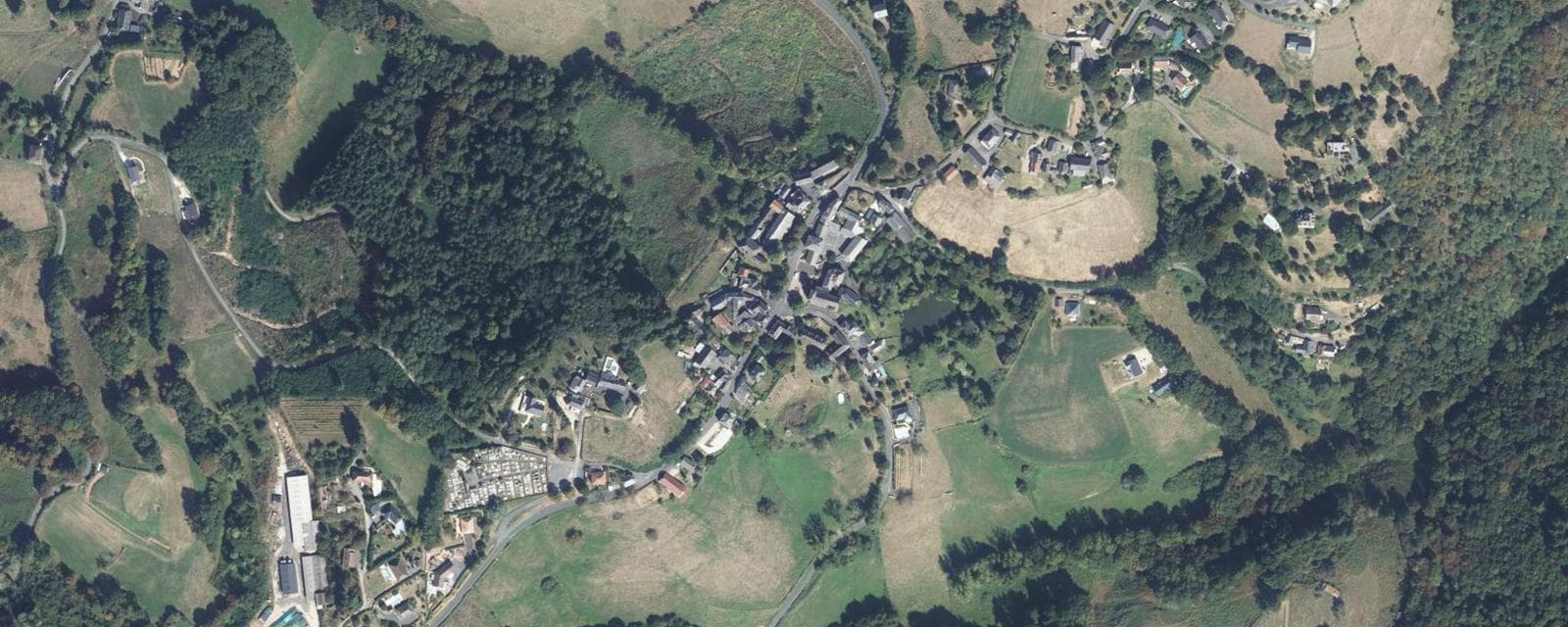 Vue aérienne de Dampniat (Corrèze)