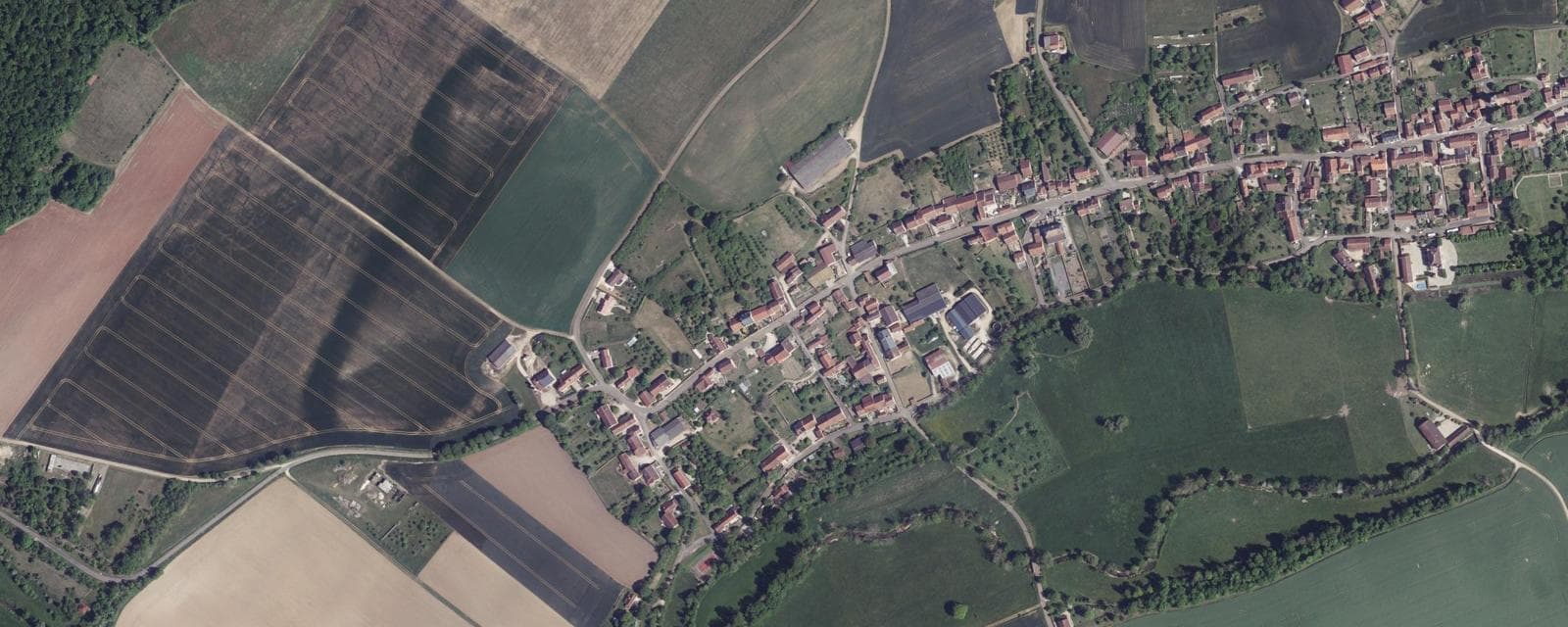 Vue aérienne de Dancevoir (Haute-Marne)