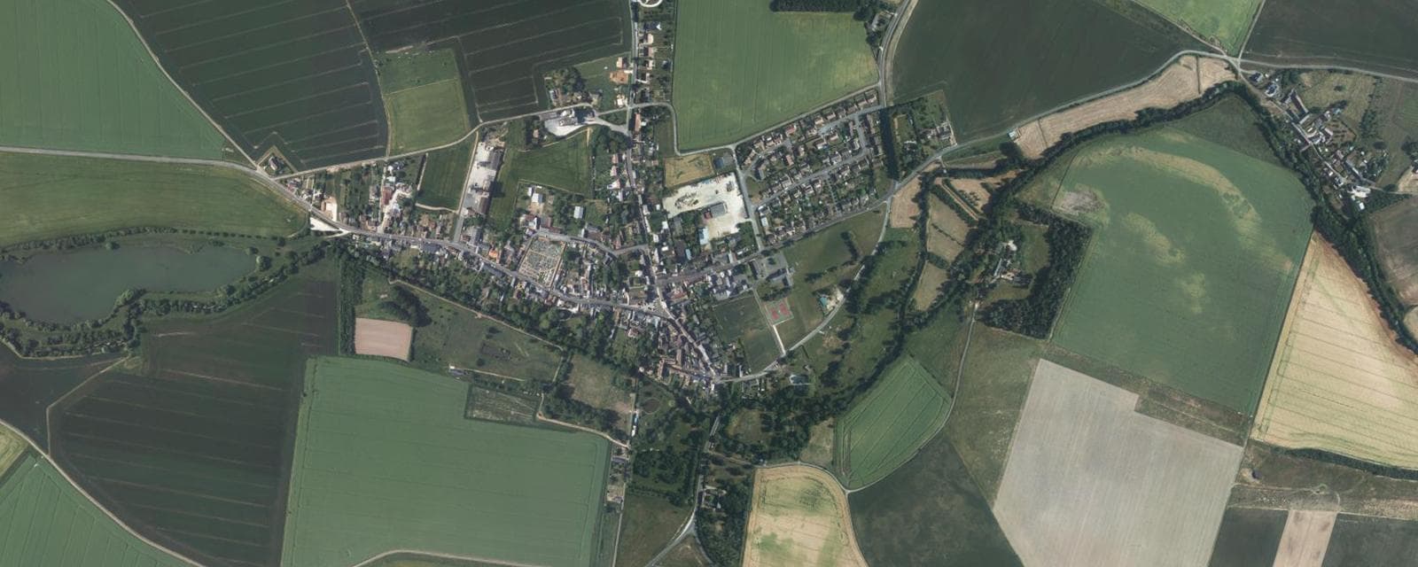 Vue aérienne de Dangeau (Eure-et-Loir)