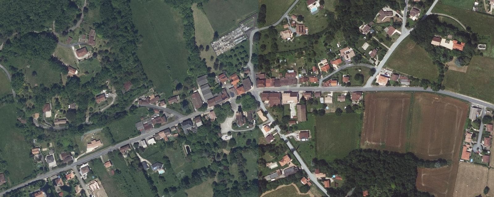 Vue aérienne de Dausse (Lot-et-Garonne)