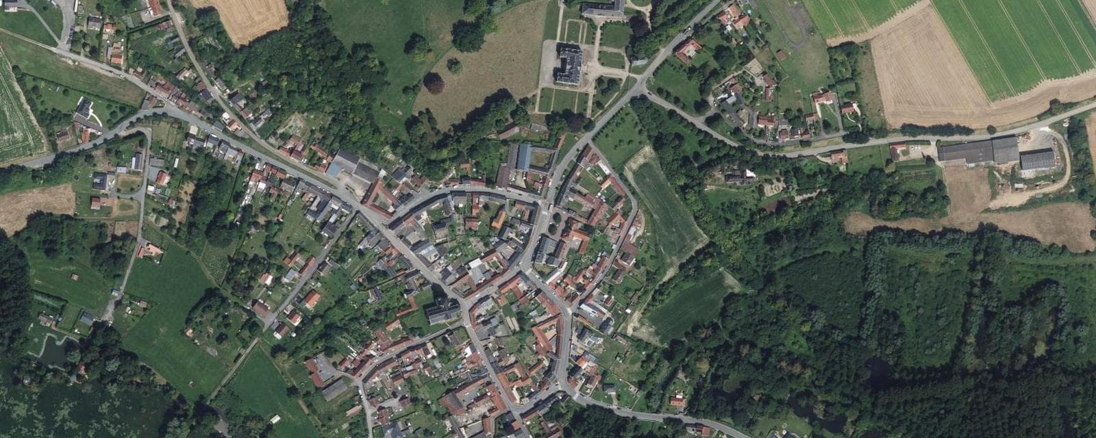 Vue aérienne de Davenescourt (Somme)
