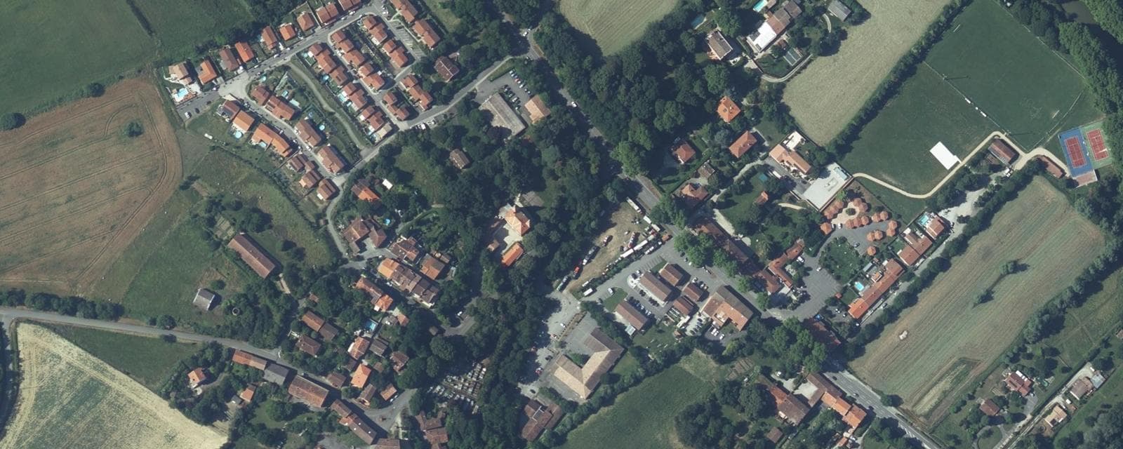 Vue aérienne de Donneville (Haute-Garonne)