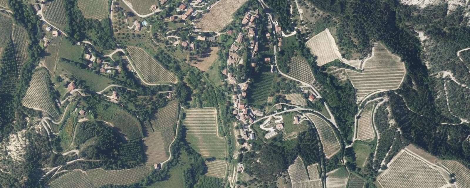 Vue aérienne de Espenel (Drôme)