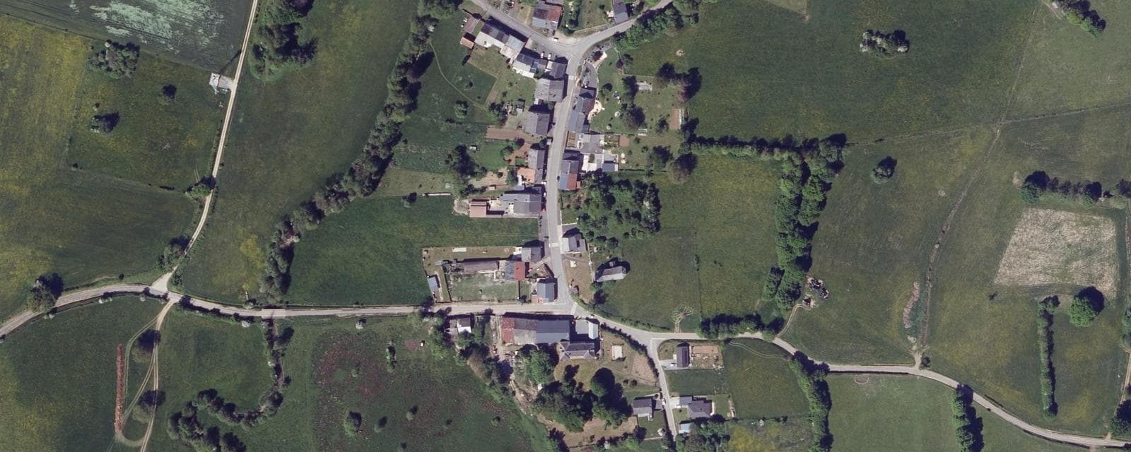 Vue aérienne de Étalle (Ardennes)