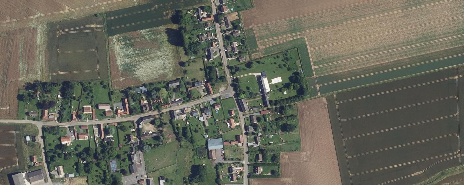 Vue aérienne de Flavy-le-Meldeux (Oise)