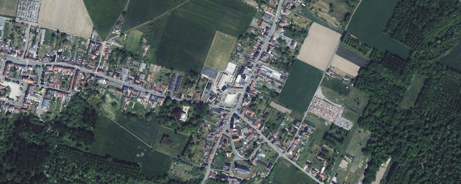 Vue aérienne de Flines-lès-Mortagne (Nord)