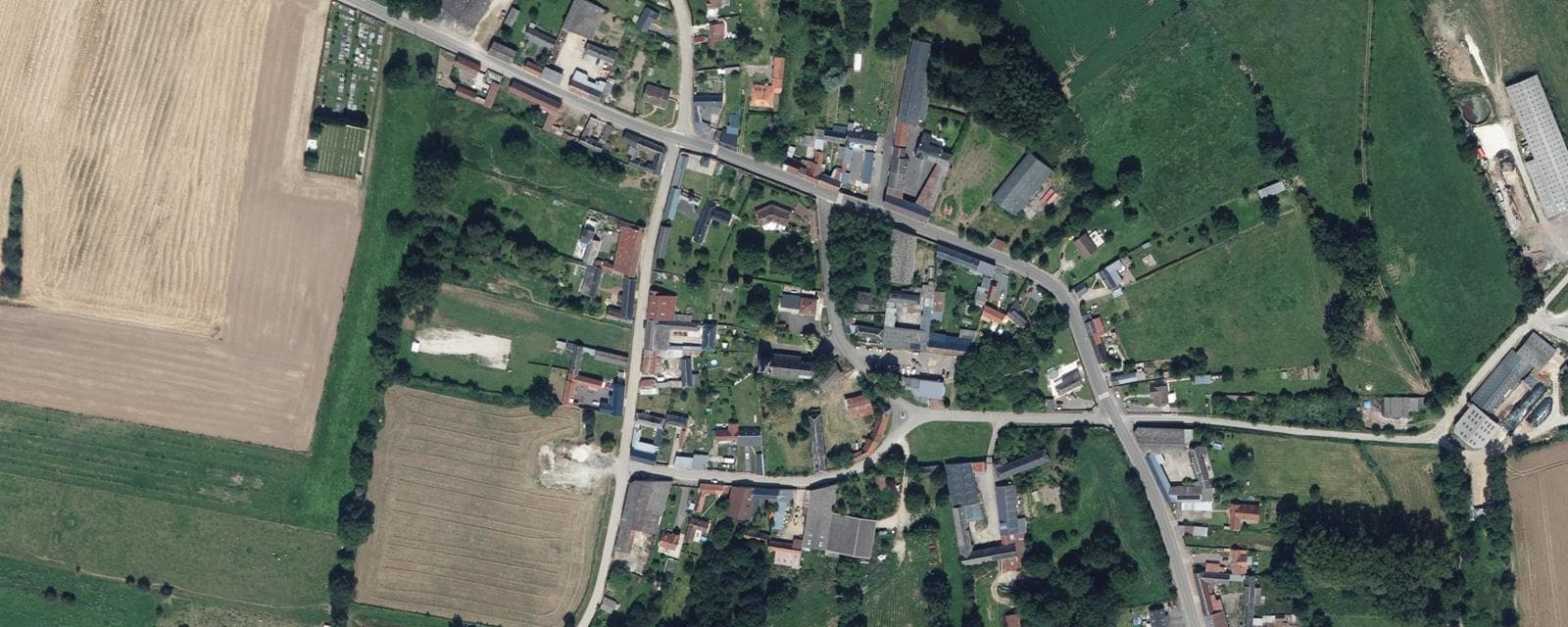 Vue aérienne de Forceville (Somme)