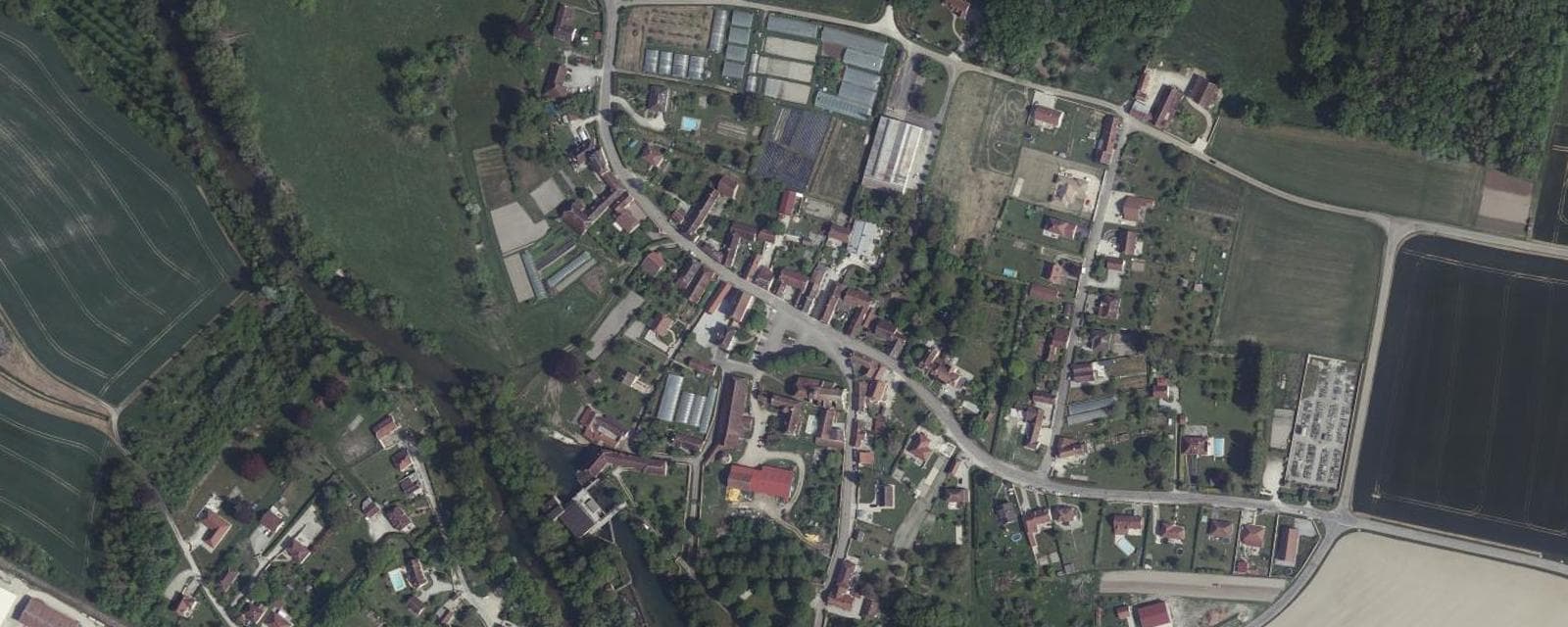Vue aérienne de Fouchères (Aube)