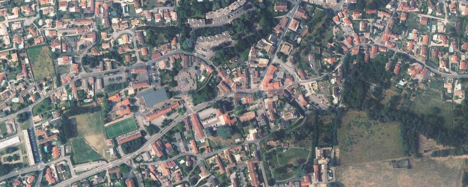 Vue aérienne de Genay (Rhône)