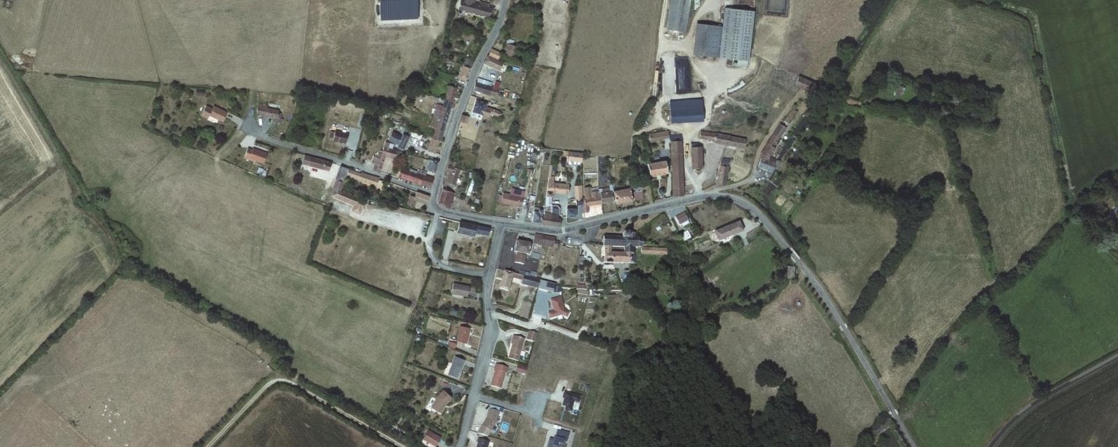 Vue aérienne de Grandchamp (Sarthe)