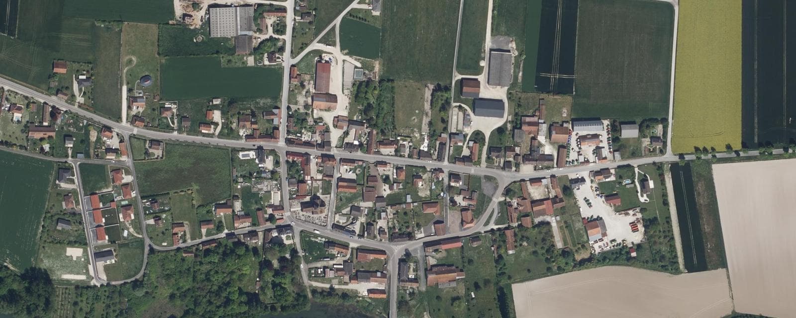 Vue aérienne de Granges-sur-Aube (Marne)