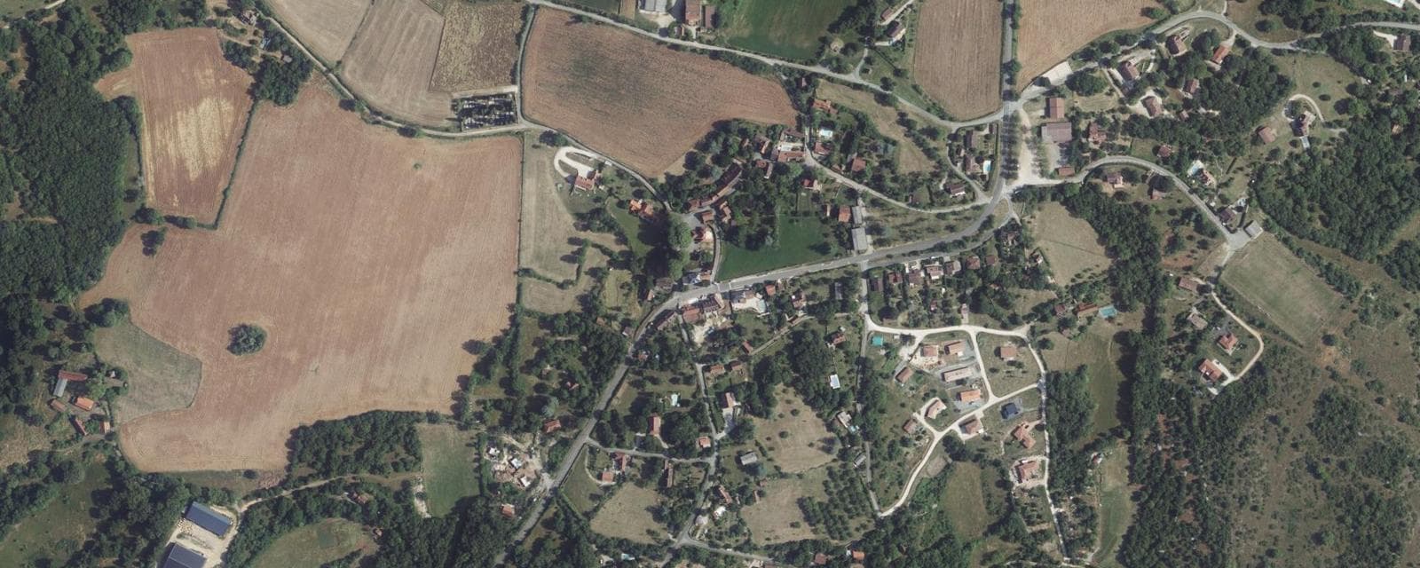 Vue aérienne de Gréalou (Lot)