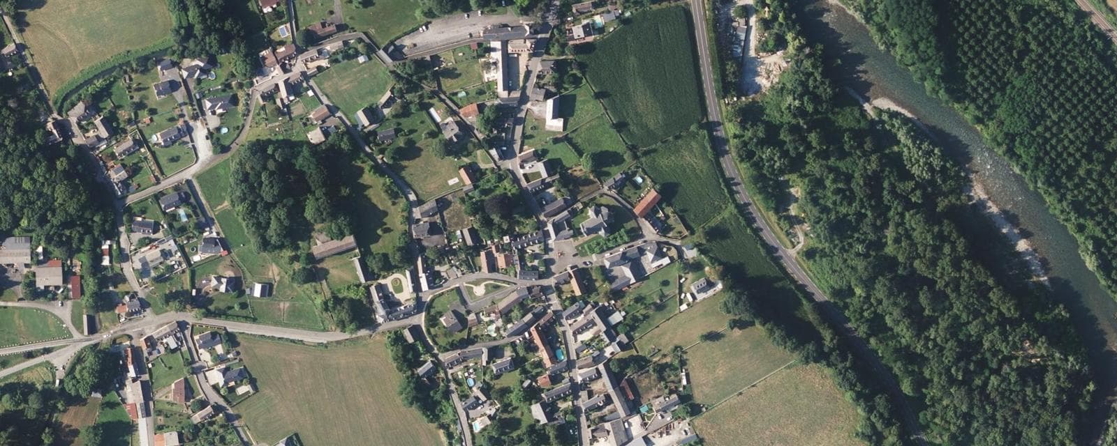 Vue aérienne de Igon (Pyrénées-Atlantiques)