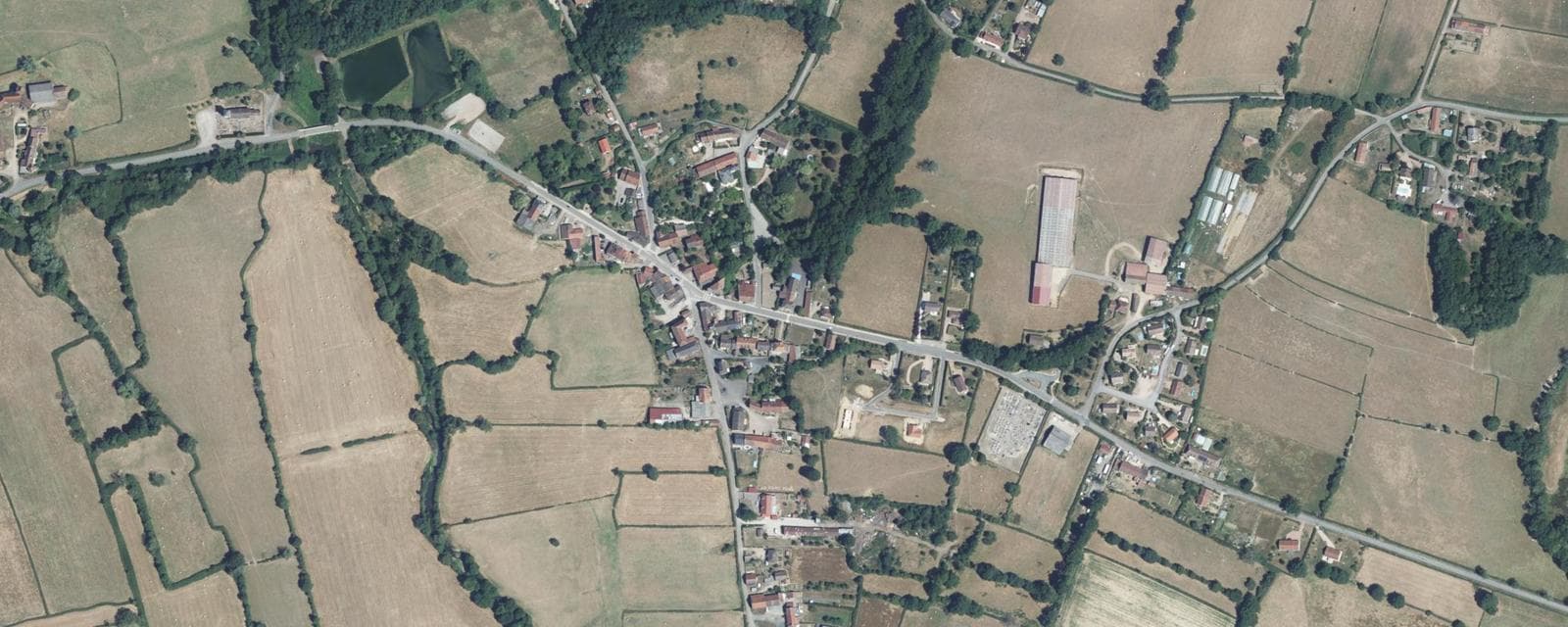 Vue aérienne de Igornay (Saône-et-Loire)