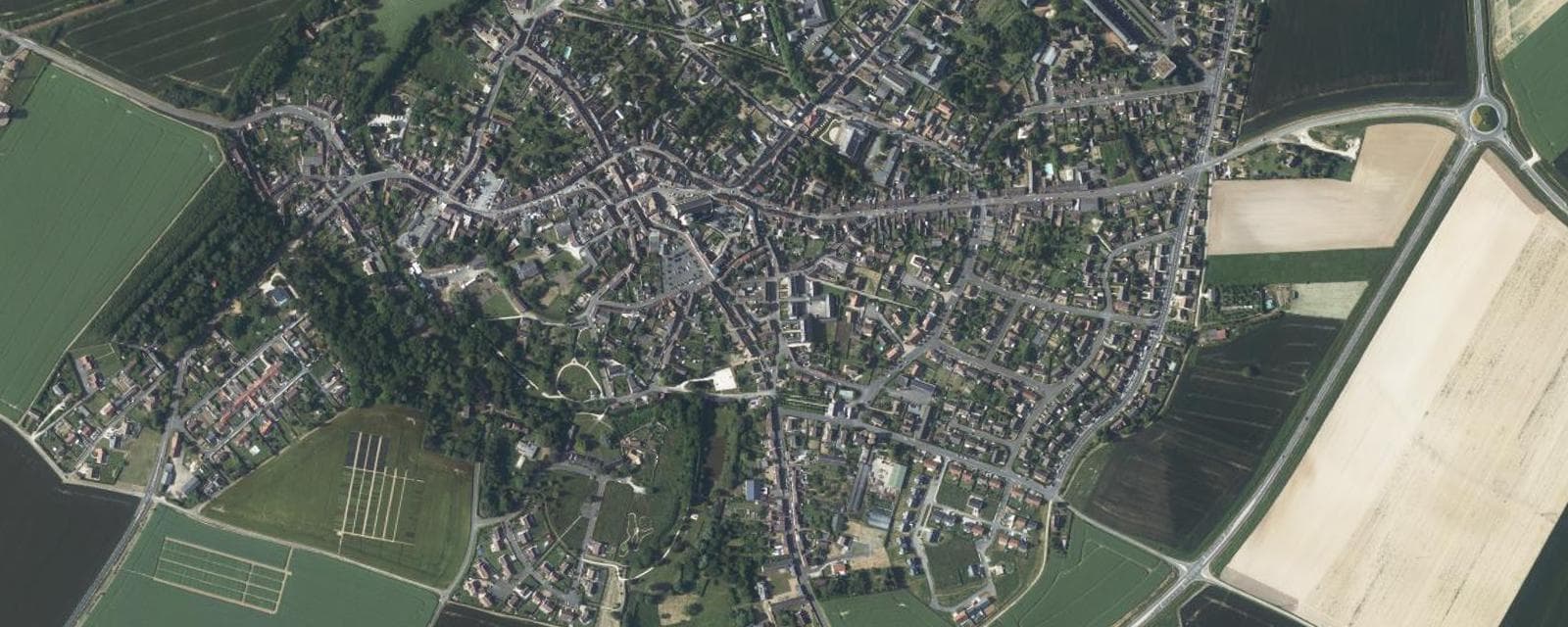 Vue aérienne de Illiers-Combray (Eure-et-Loir)