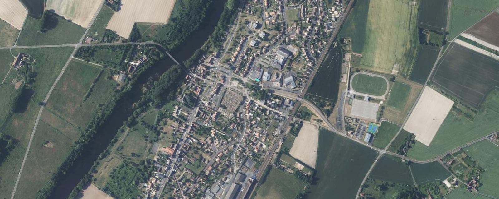 Vue aérienne de Ingrandes (Vienne)