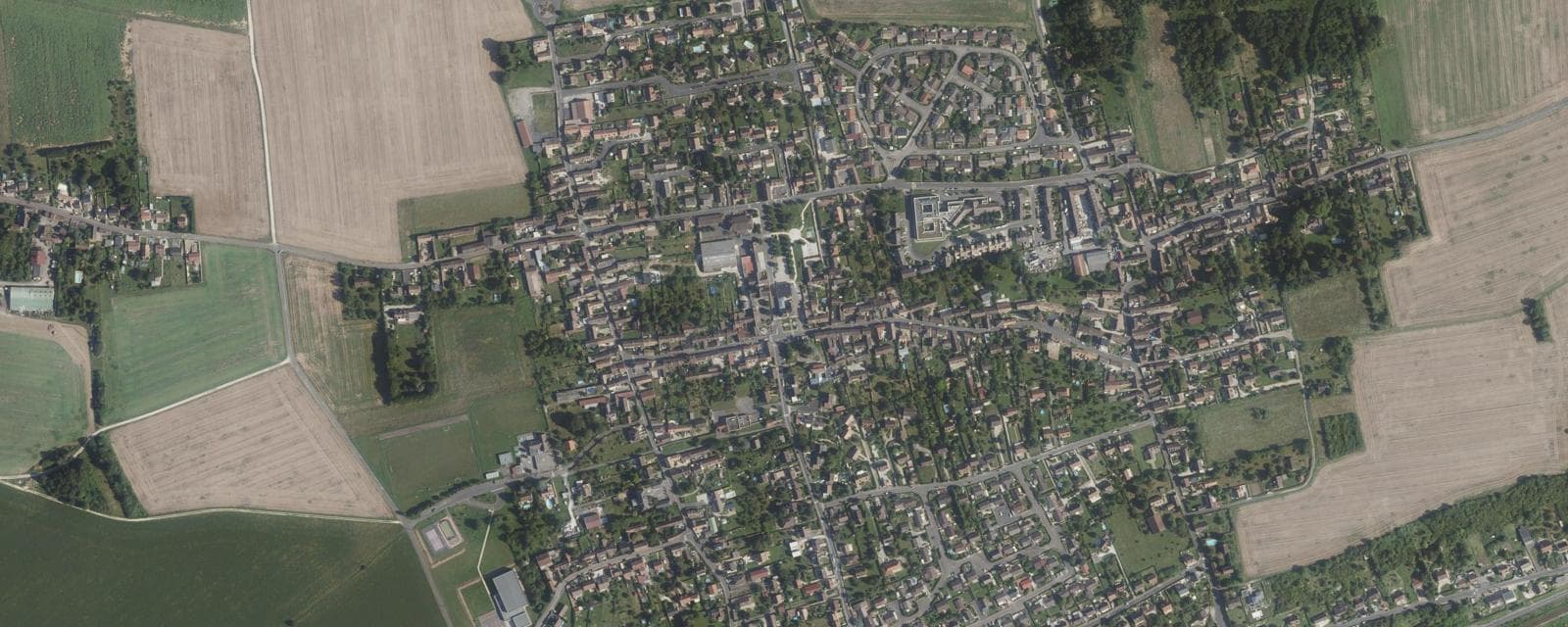Vue aérienne de La Grande-Paroisse (Seine-et-Marne)