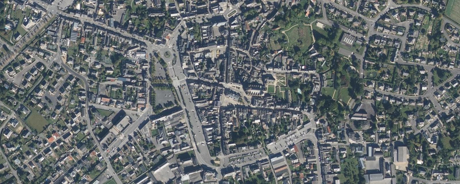 Vue aérienne de La Guerche-de-Bretagne (Ille-et-Vilaine)