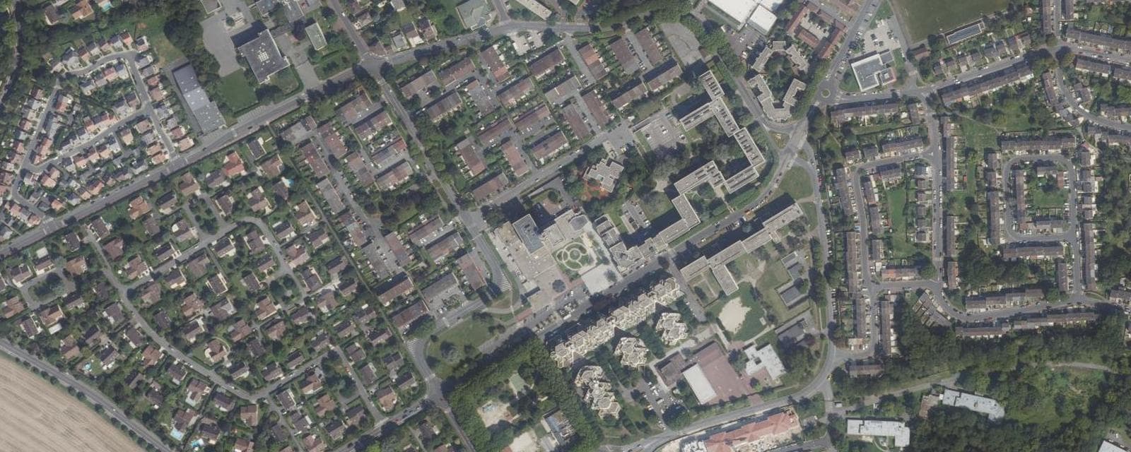Vue aérienne de La Queue-en-Brie (Val-de-Marne)