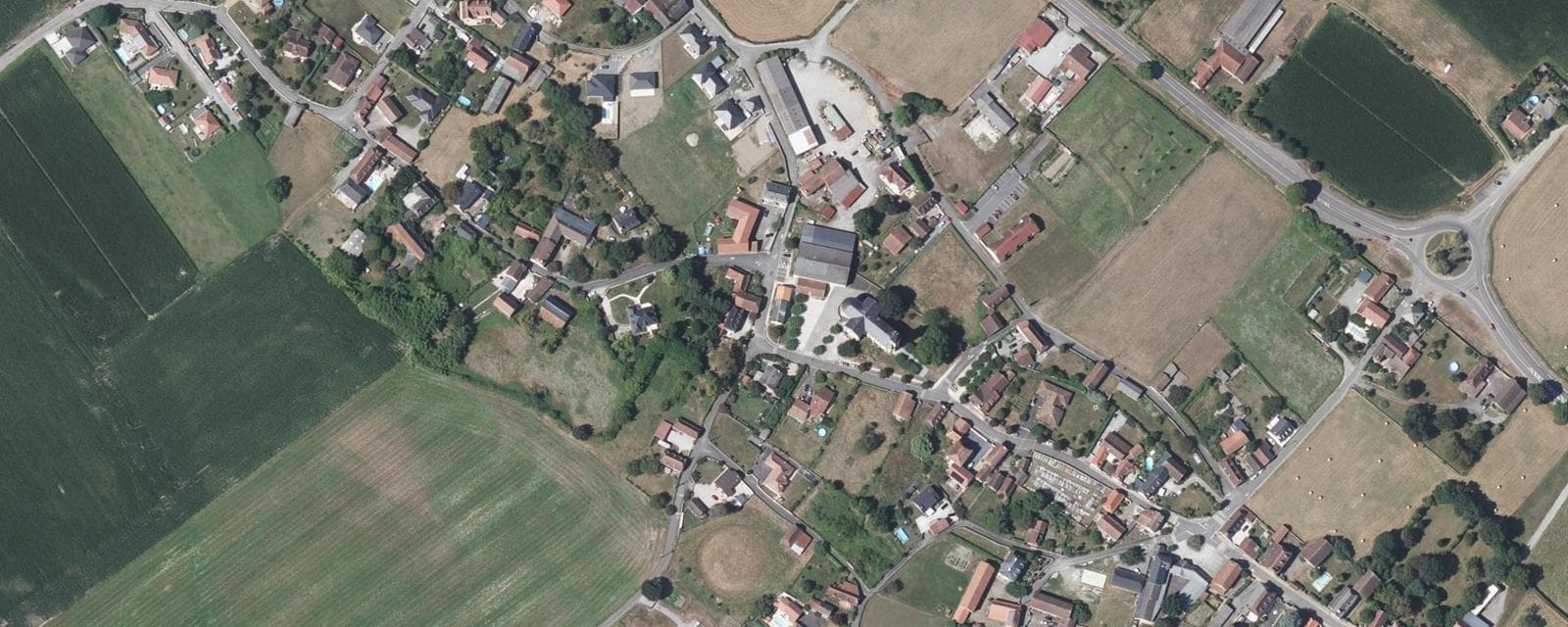 Vue aérienne de Labastide-Cézéracq (Pyrénées-Atlantiques)