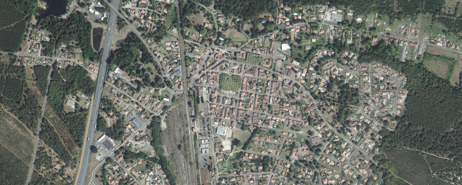 Vue aérienne de Labouheyre (Landes)
