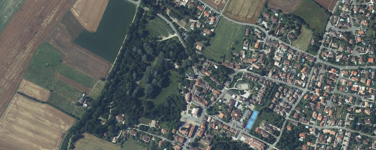 Vue aérienne de Lagardelle-sur-Lèze (Haute-Garonne)