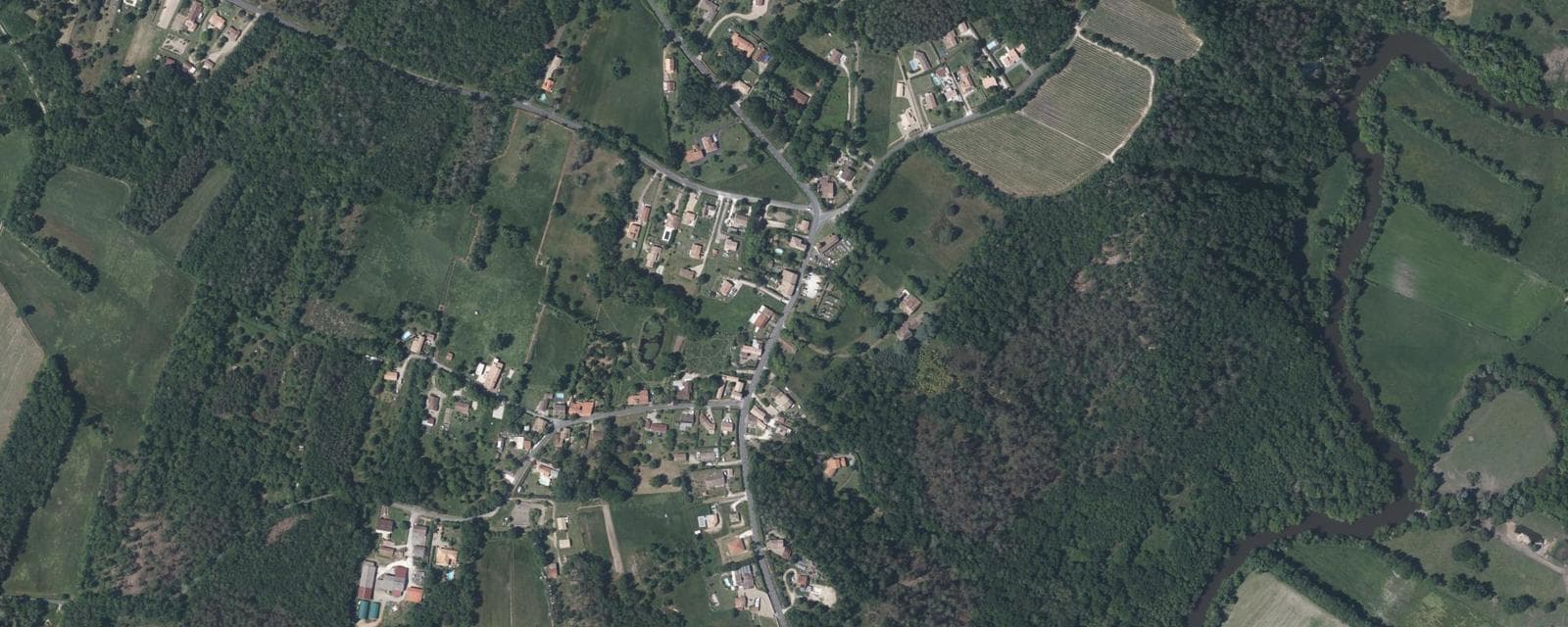 Vue aérienne de Lagorce (Gironde)