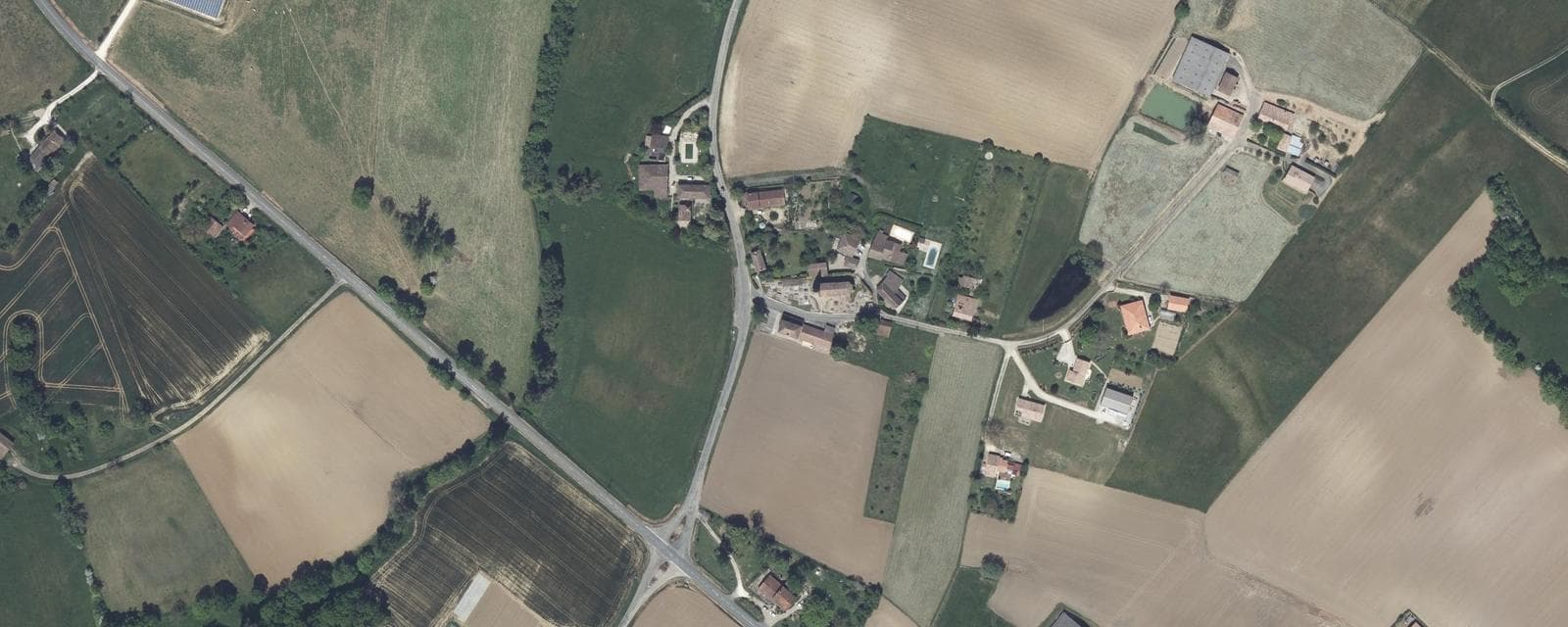 Vue aérienne de Laperche (Lot-et-Garonne)