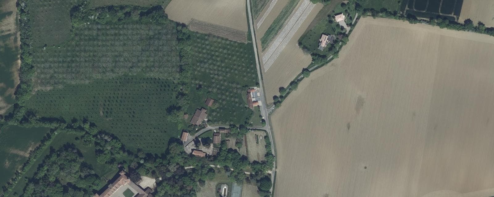 Vue aérienne de Lasserre (Lot-et-Garonne)