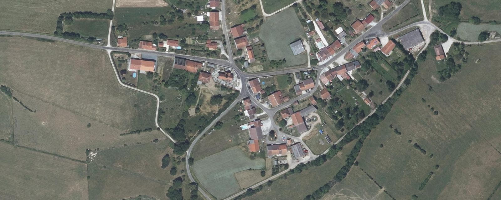 Vue aérienne de Lavilleneuve (Haute-Marne)