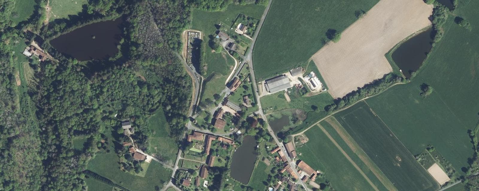 Vue aérienne de Le Bourdeix (Dordogne)