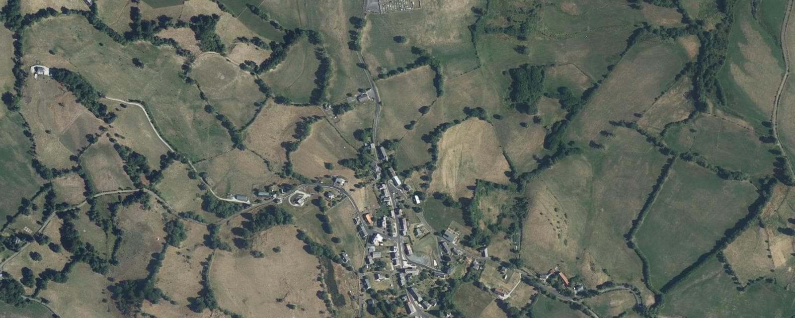 Vue aérienne de Le Monteil (Cantal)