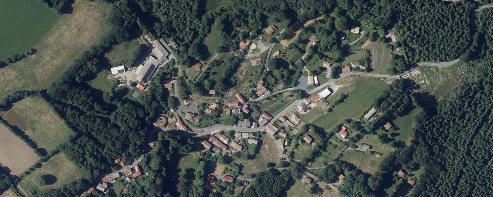 Vue aérienne de Le Rialet (Tarn)
