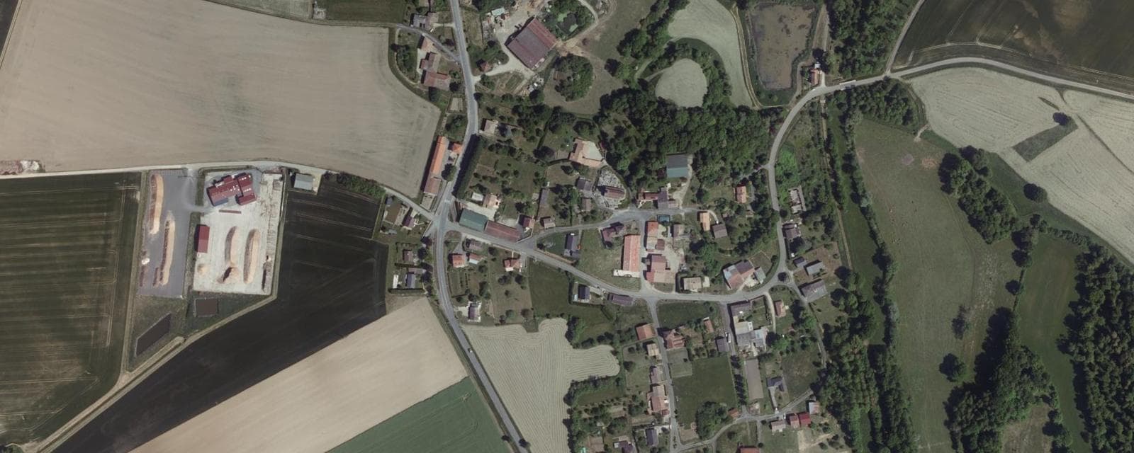 Vue aérienne de Le Vieil-Dampierre (Marne)