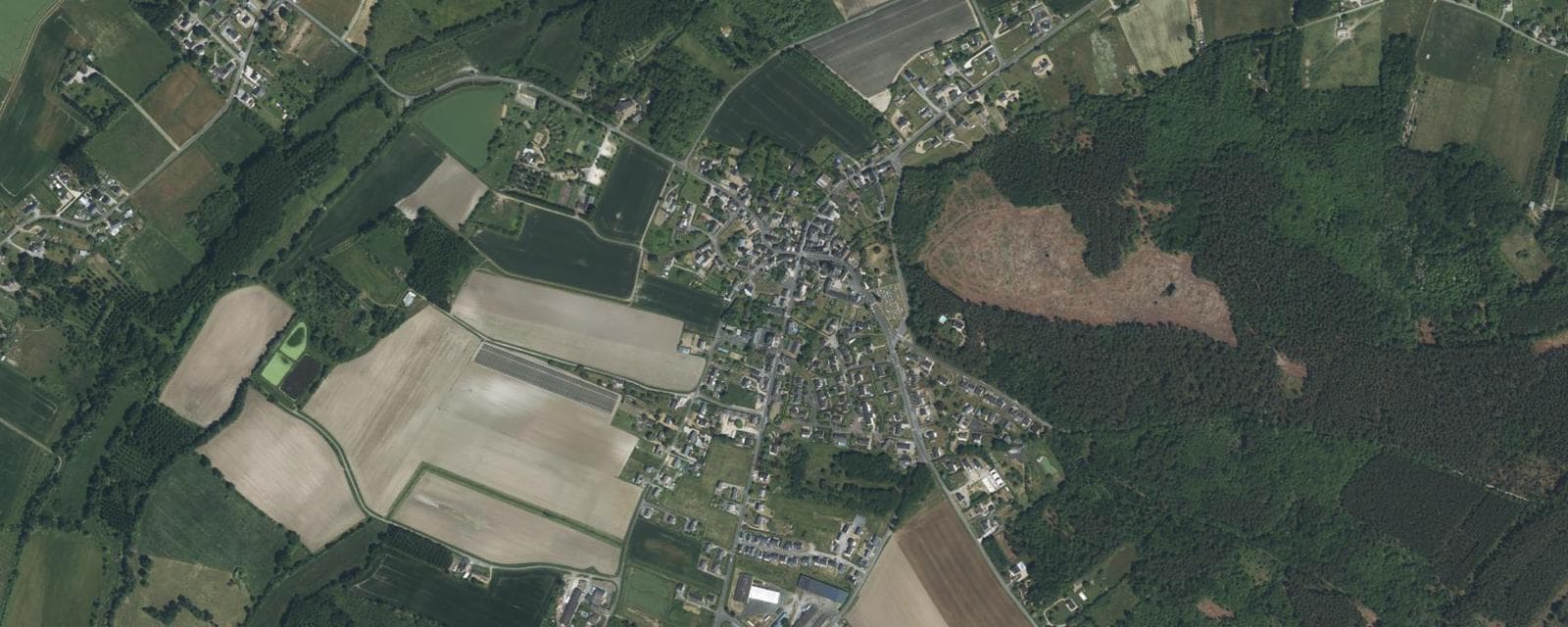 Vue aérienne de Les Bois d'Anjou (Maine-et-Loire)