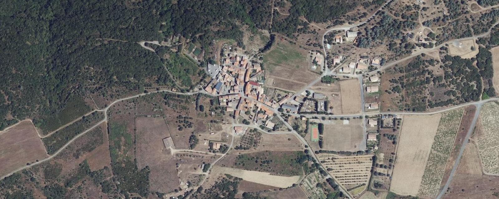 Vue aérienne de Limousis (Aude)