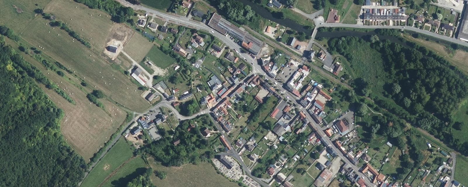 Vue aérienne de Longroy (Seine-Maritime)