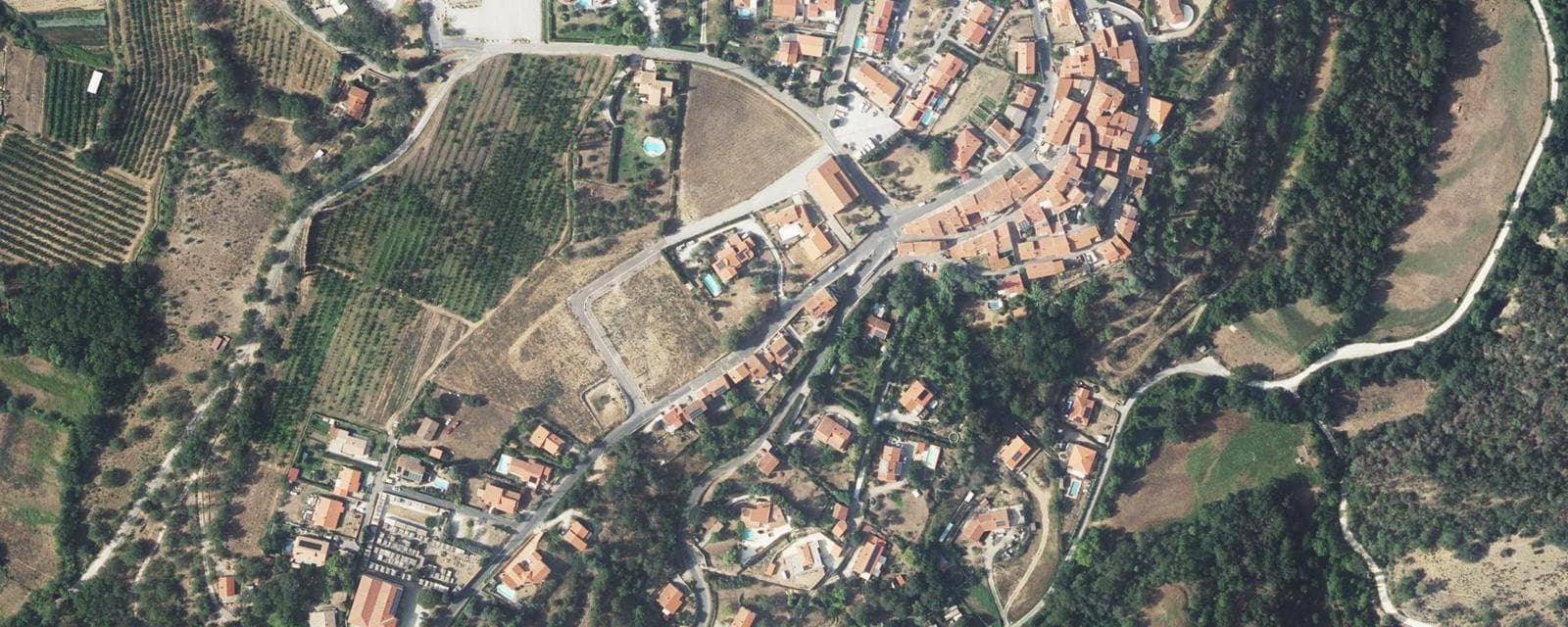Vue aérienne de Los Masos (Pyrénées-Orientales)