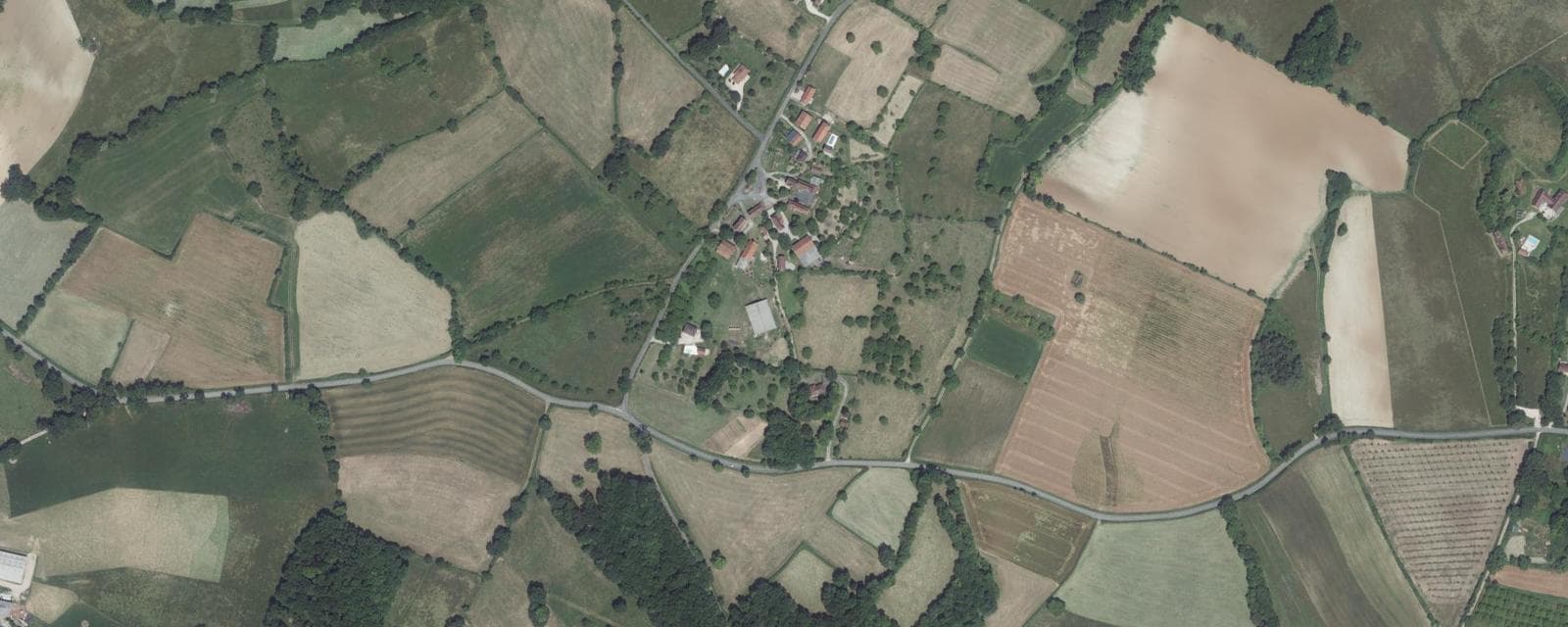 Vue aérienne de Loubressac (Lot)