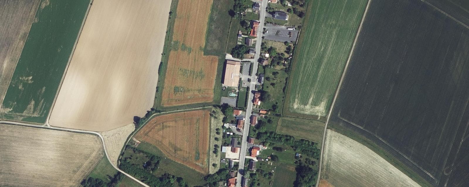 Vue aérienne de Lucquy (Ardennes)