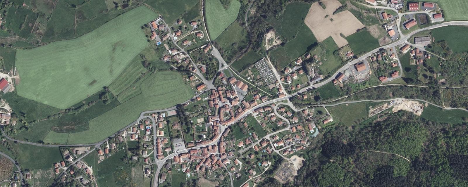 Vue aérienne de Luriecq (Loire)