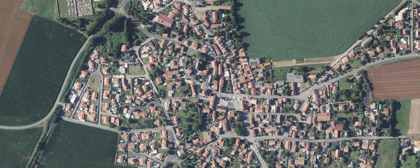 Vue aérienne de Lussat (Puy-de-Dôme)