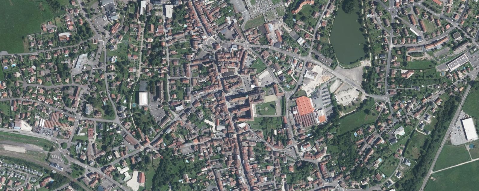 Vue aérienne de Luxeuil-les-Bains (Haute-Saône)