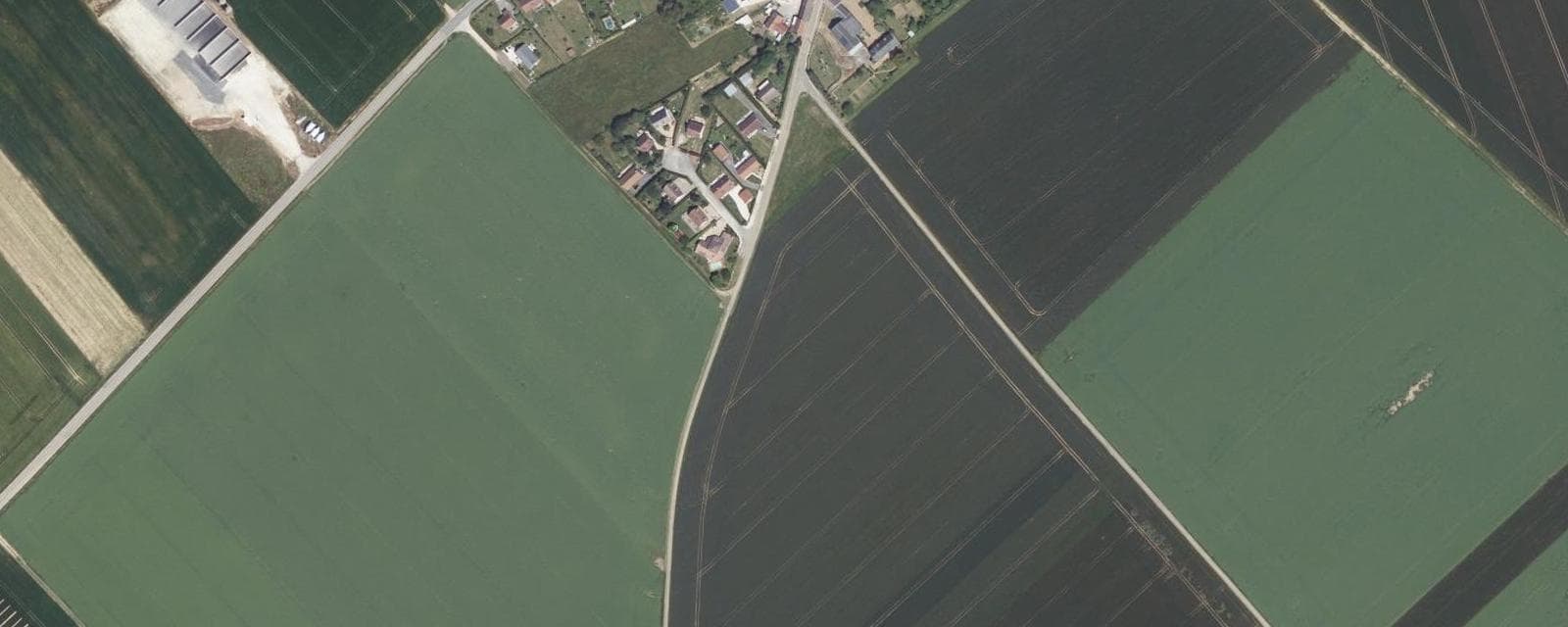 Vue aérienne de Maisons (Eure-et-Loir)
