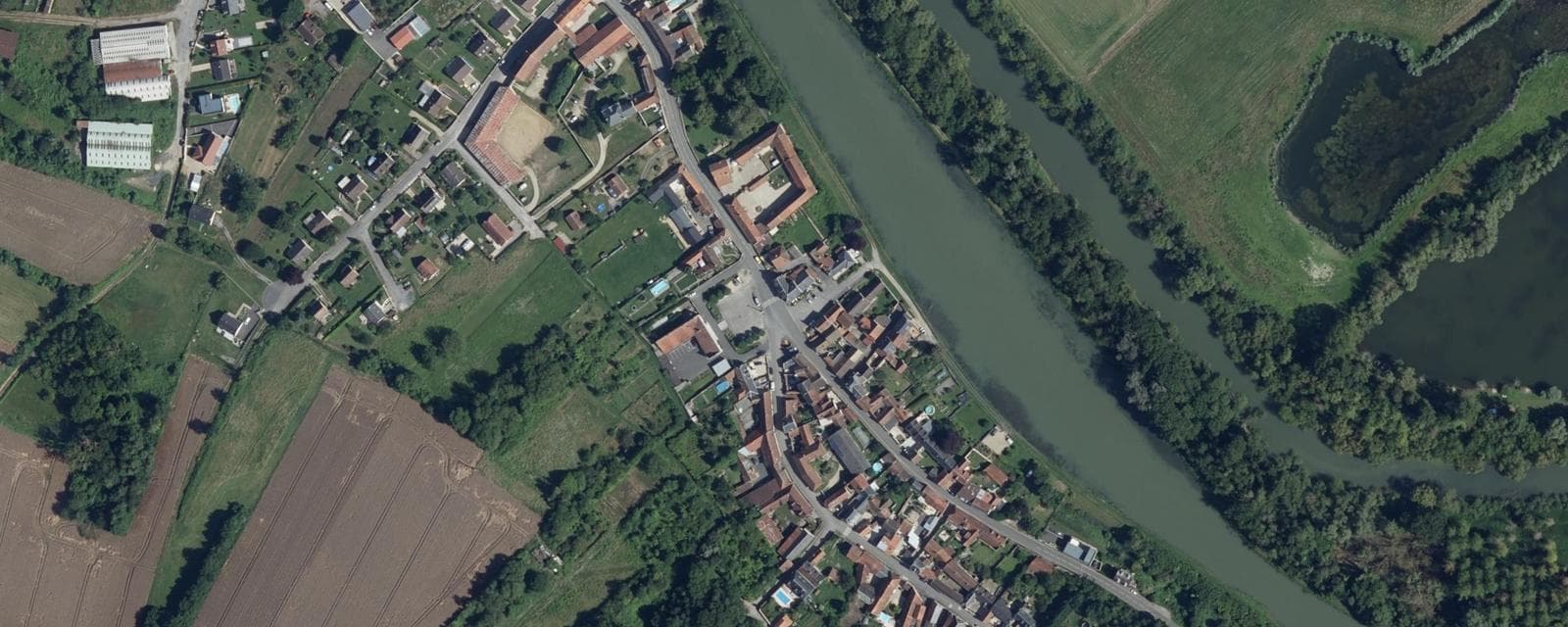 Vue aérienne de Maizy (Aisne)